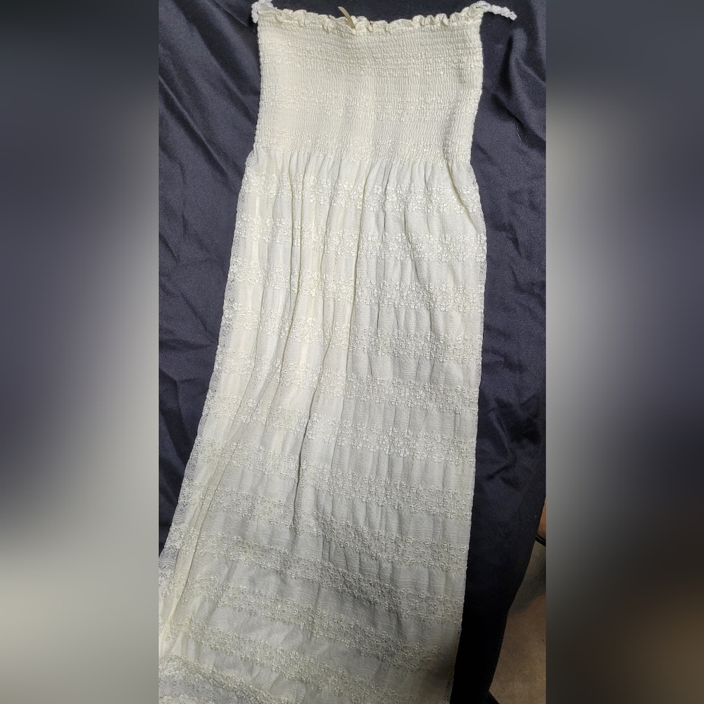 Espresso 2xl off white maxi dress